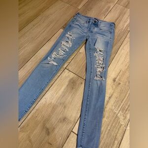 American Eagle Outfitters Light Blue Distressed Skinny Jeans